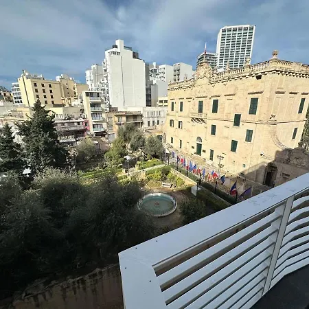 Апартаменты Garden View In Centre Of St Julians *